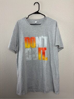 Chicyea Unisex Gray Graphic T “Don’t Quit” Size XL NC0284